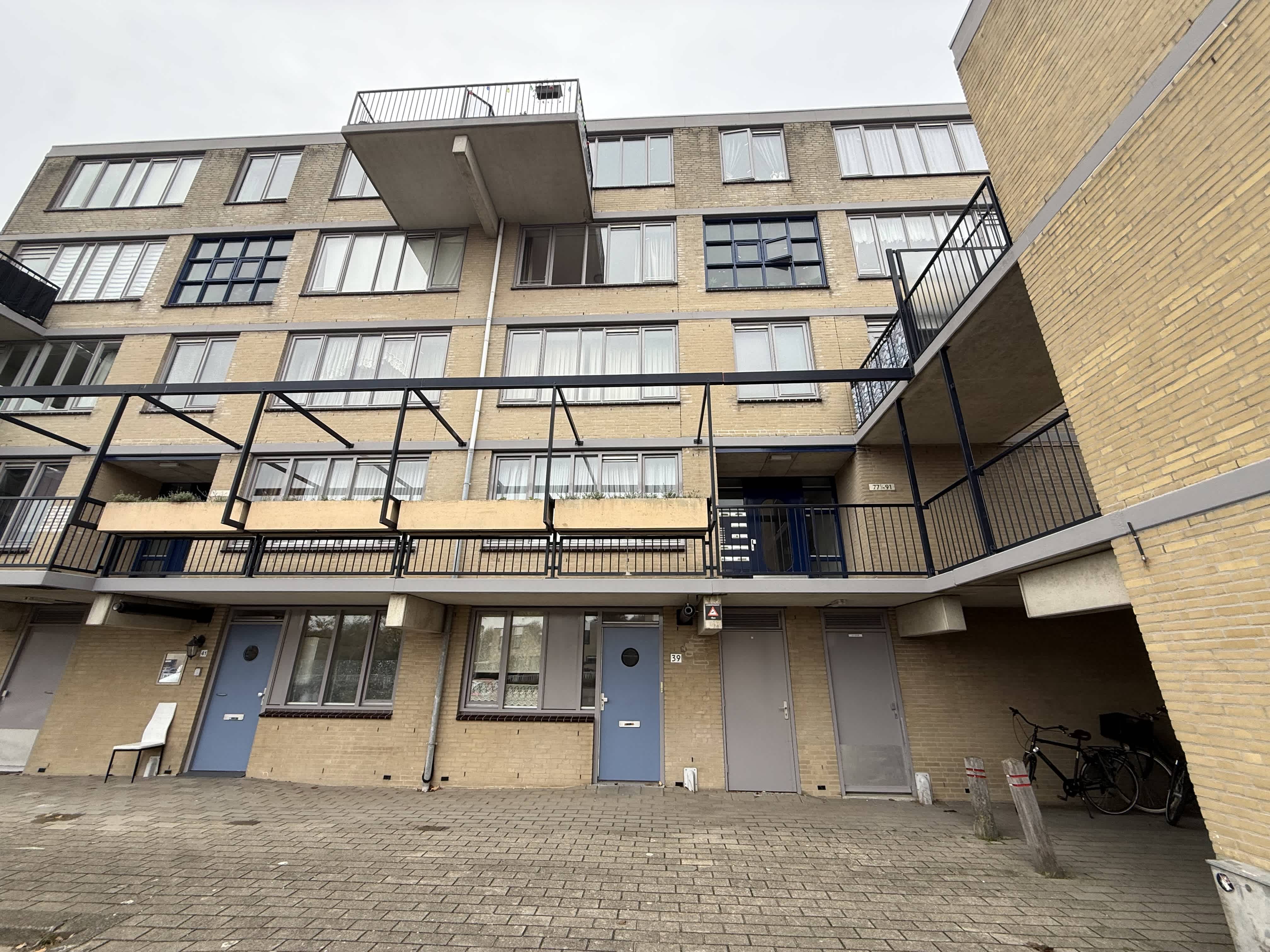 Liesbos 91 - Hoofddorp