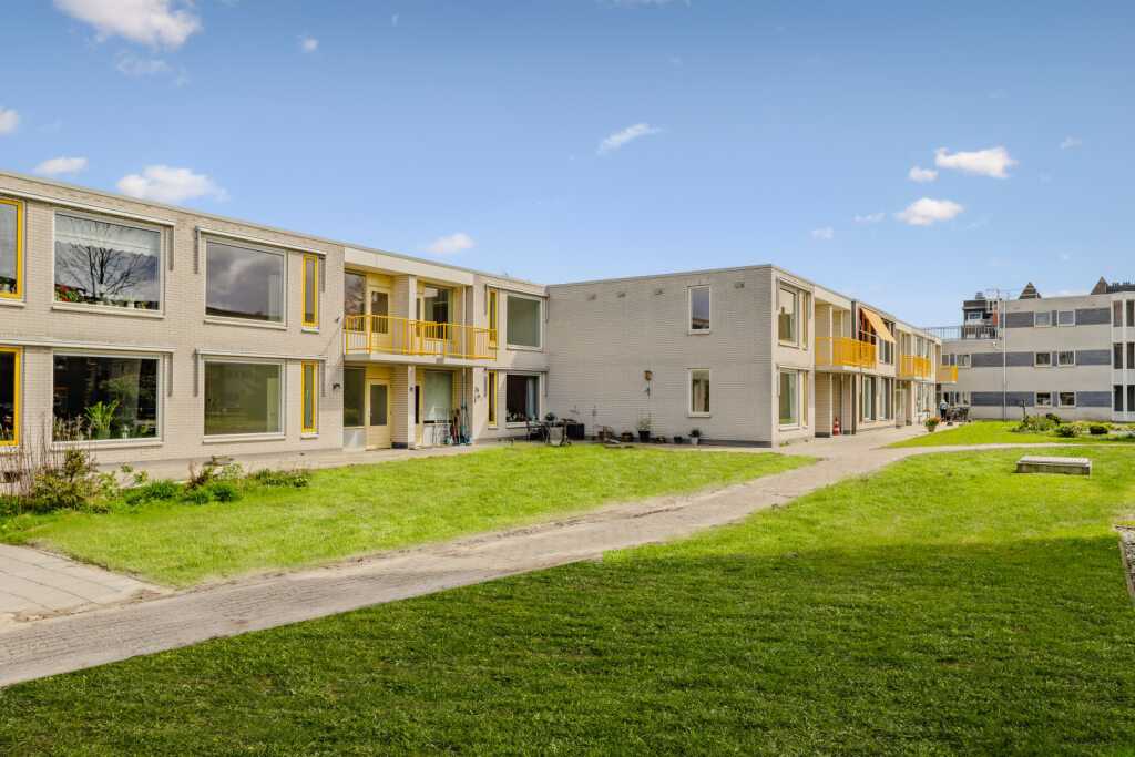 Bloemhof 66 - Ten Boer