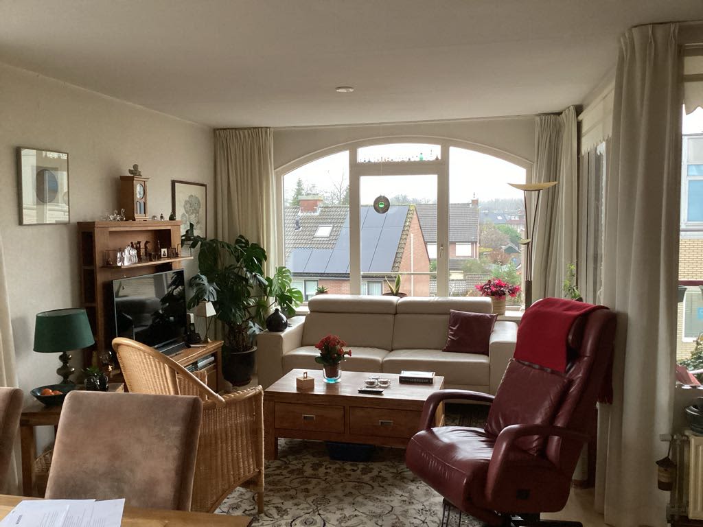 Het Wed 104 - Houten