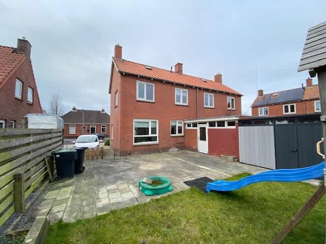 Leensterweg 3 - Kloosterburen