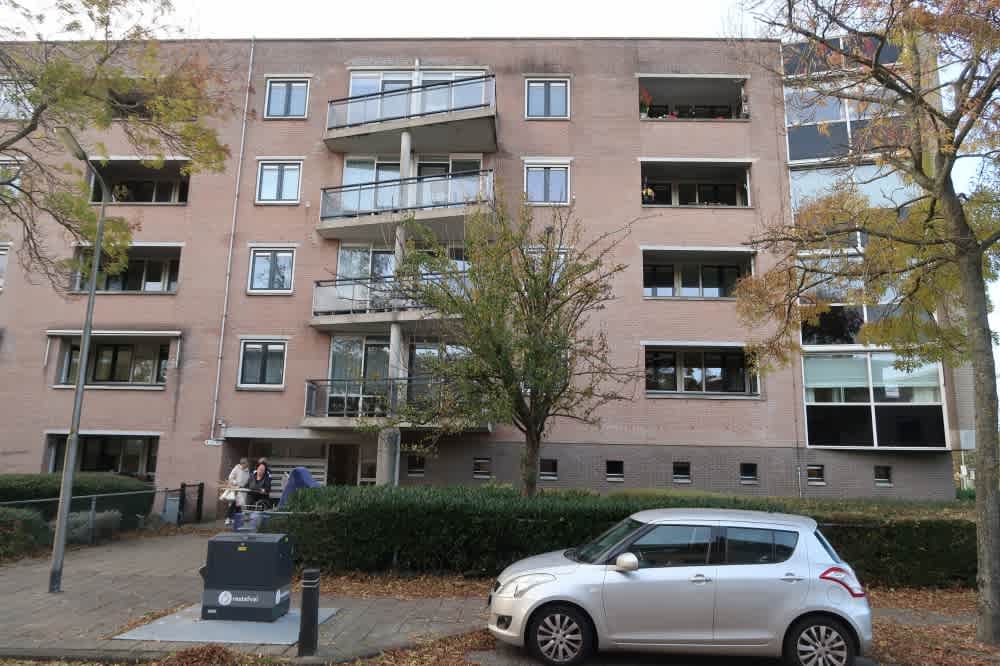 Spitsaak 52 - Velserbroek