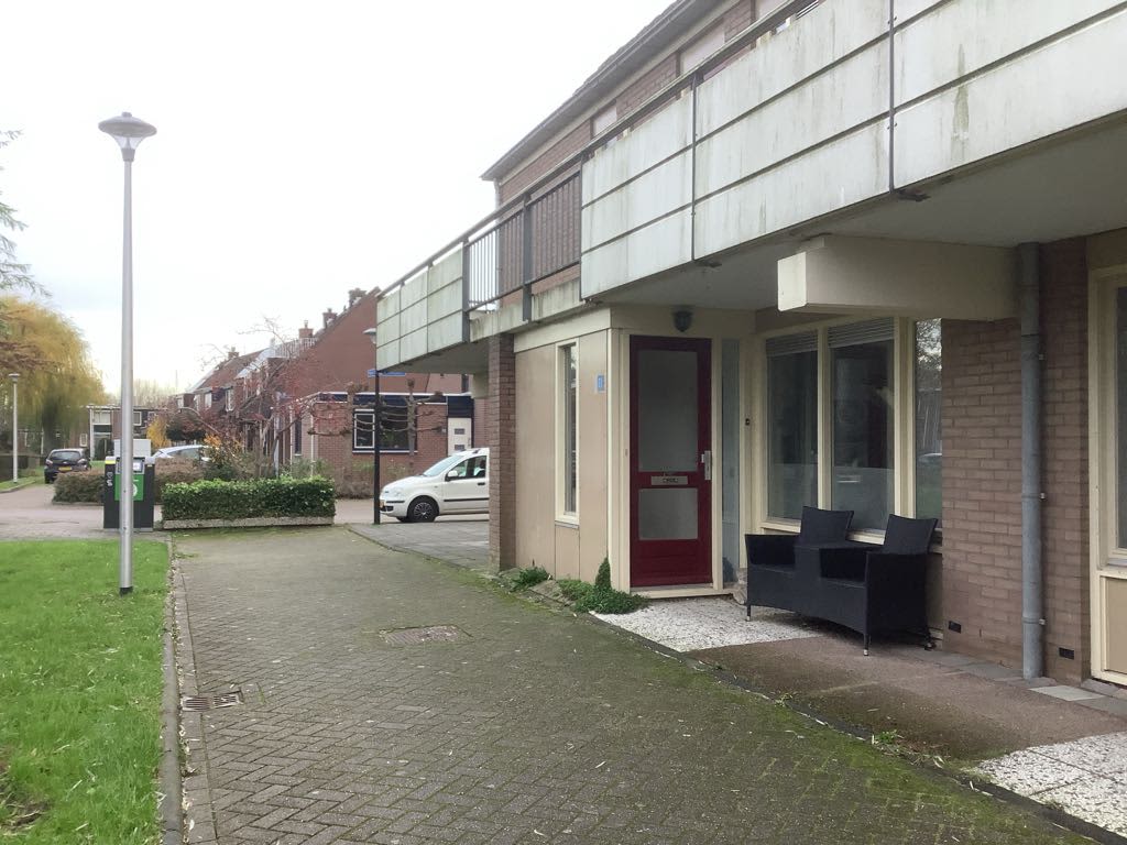 Krulmos 11 - Alblasserdam