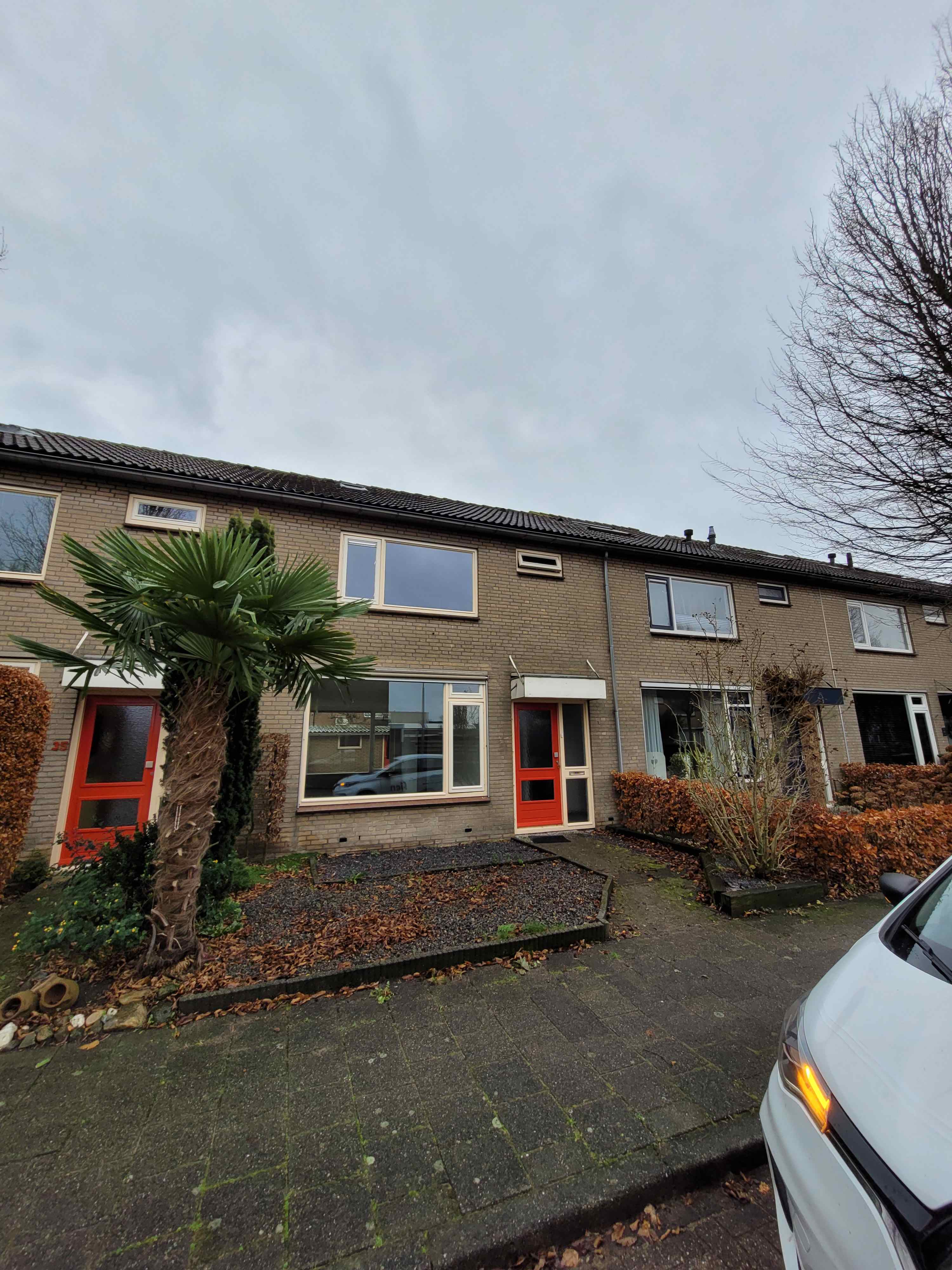 Aaksterveld 37 - Ameide