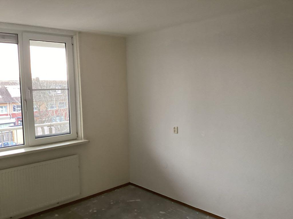 Mgr.dr. H. Poelslaan 103 - Amstelveen