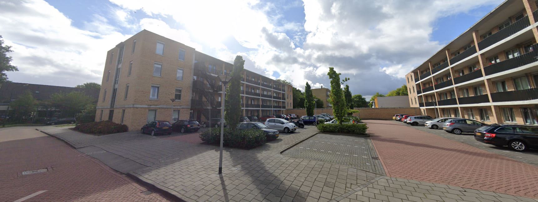 Schokker 80 - Huizen