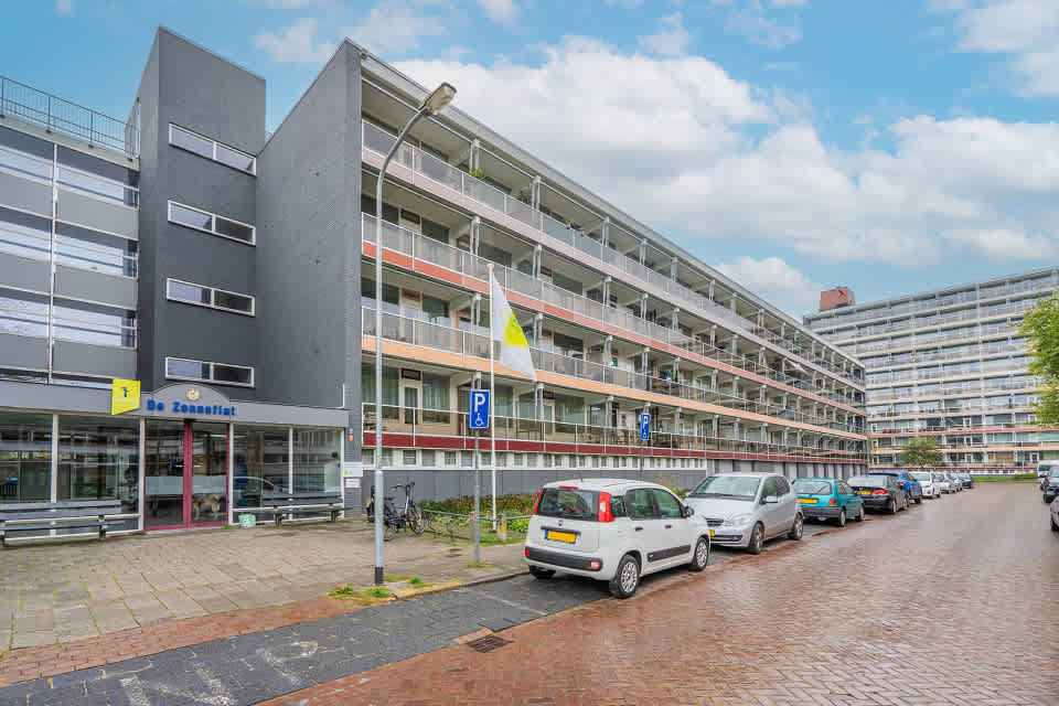 Donker Curtiusstraat 297 - Hoogezand