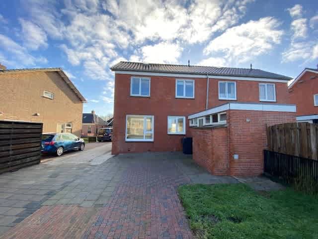 Hoogstraat 24 - Eenrum