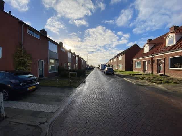 Lewestraat 1 - Kloosterburen