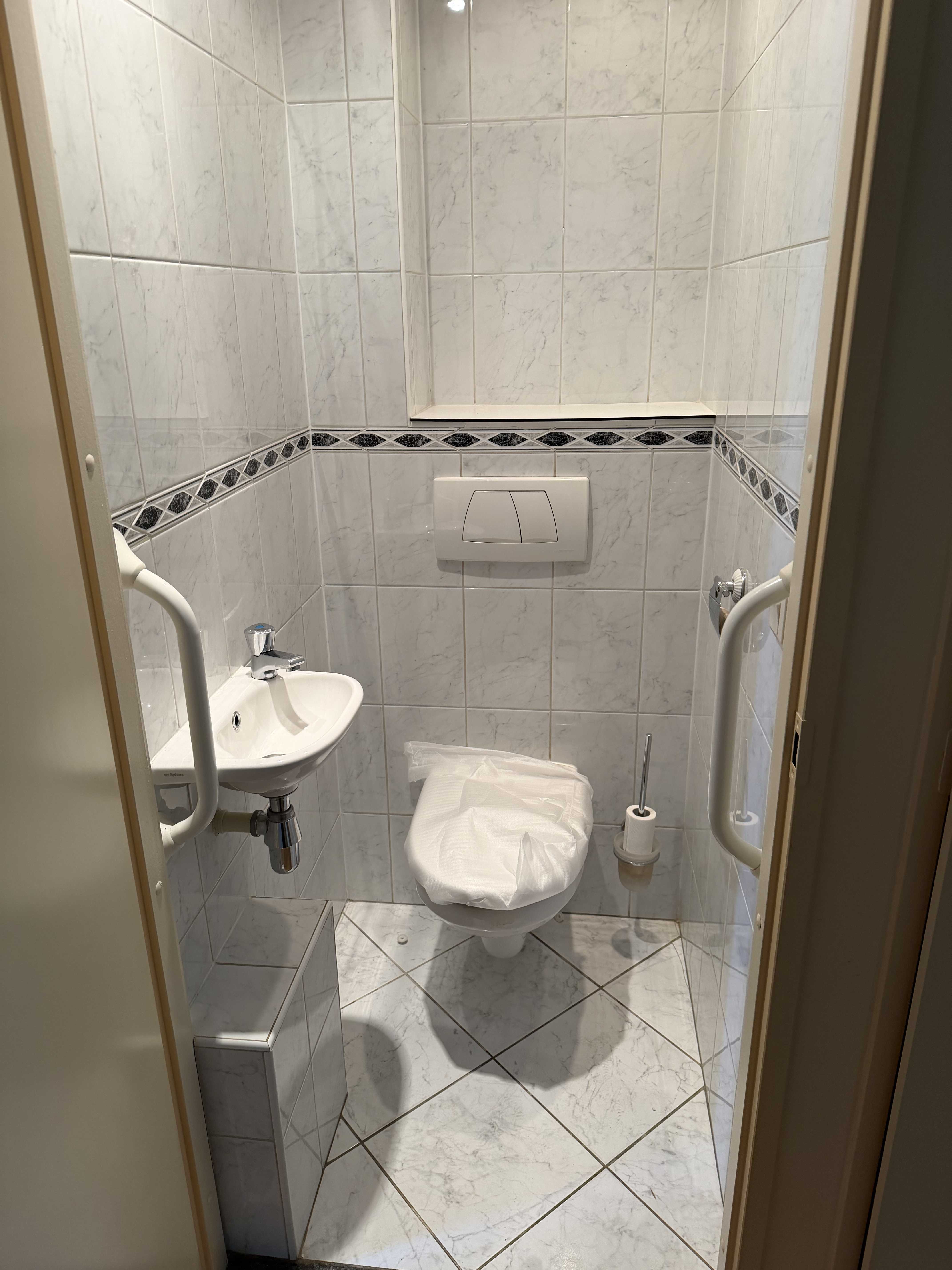 Loefzijde 75 - Rijsenhout