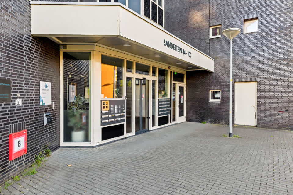 Sandestein 92 - Nieuw-Vennep