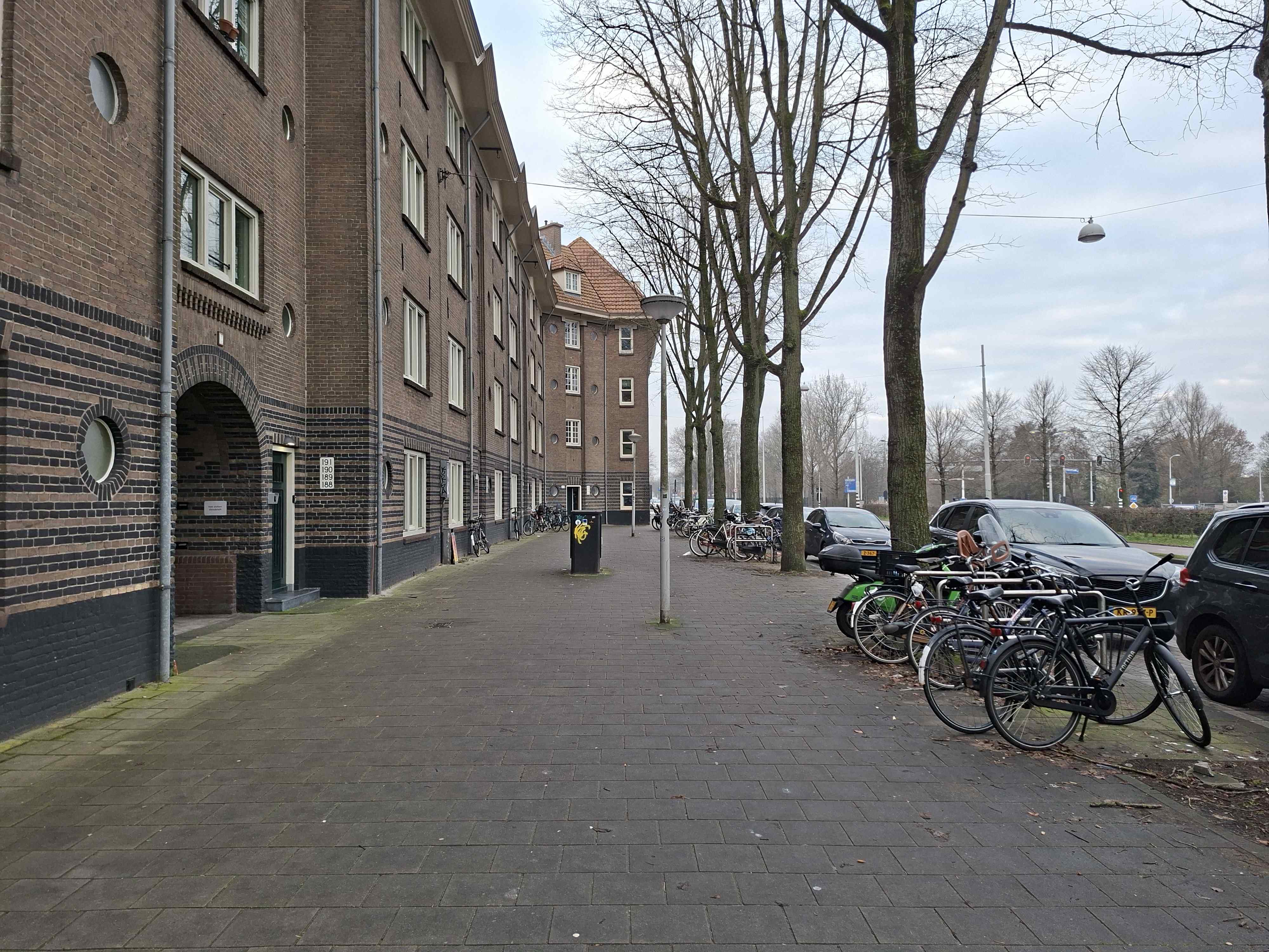 Spaarndammerdijk 183 - Amsterdam