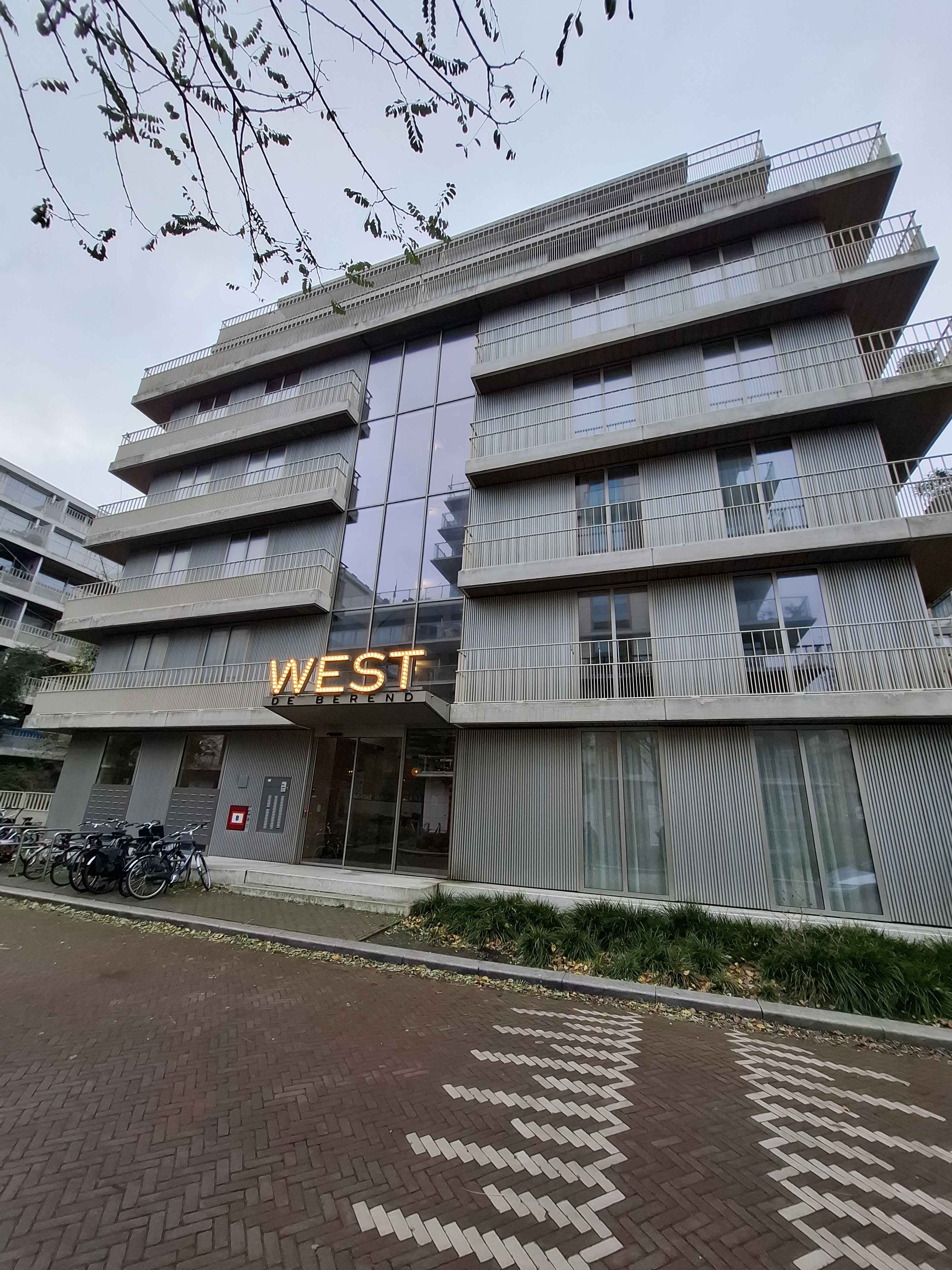 Spadinalaan 396 - Amsterdam