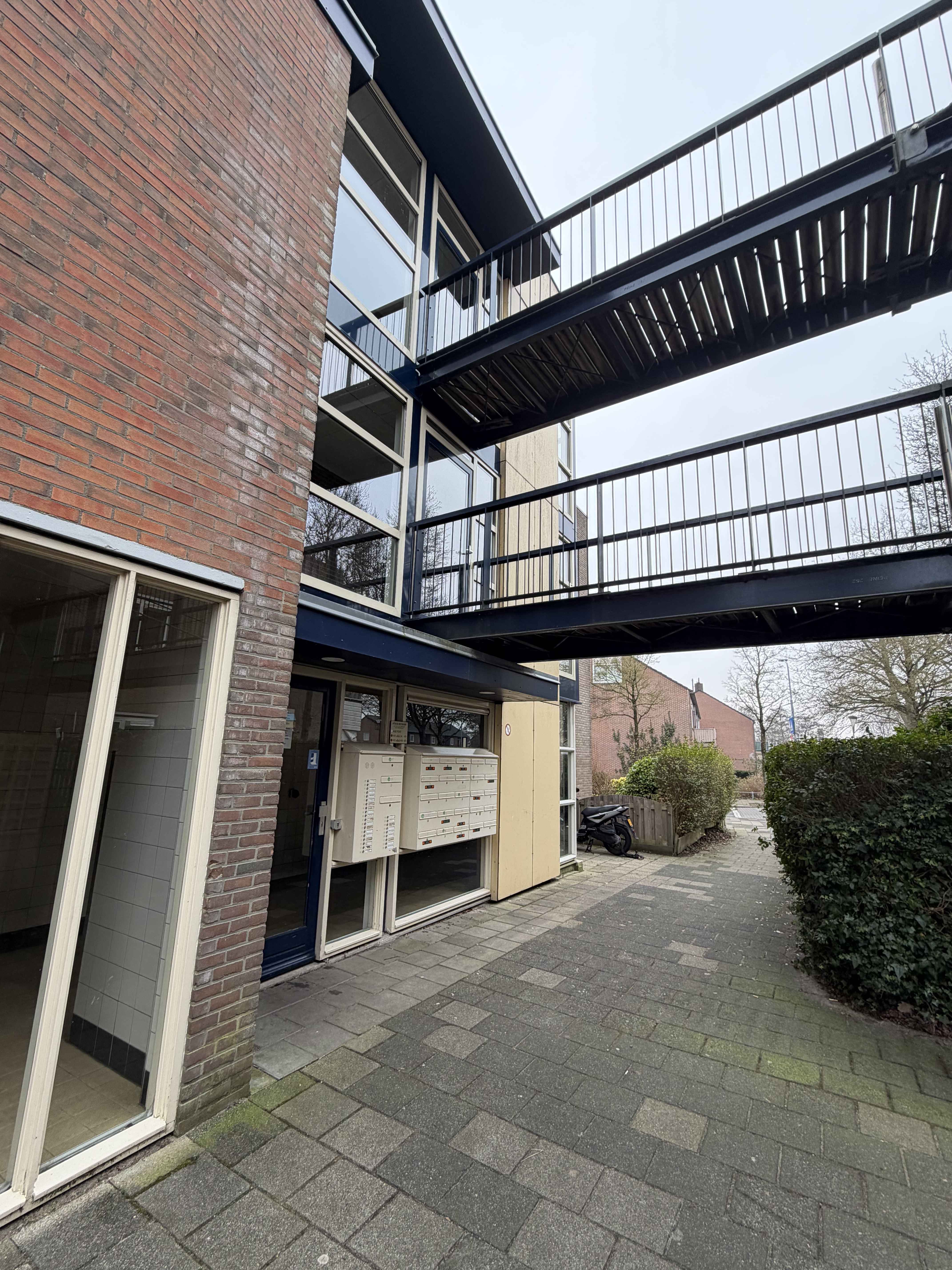 Loefzijde 81 - Rijsenhout