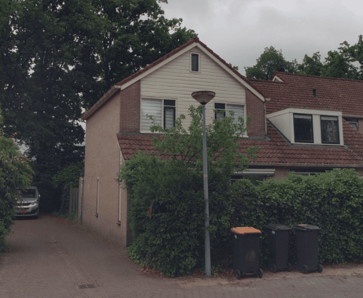 Carry van Bruggenhof 7 - Laren