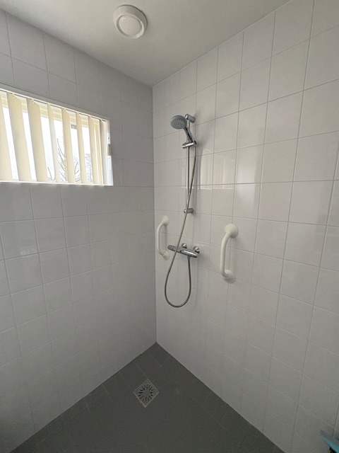 Azaleastraat 10 - Beneden-Leeuwen