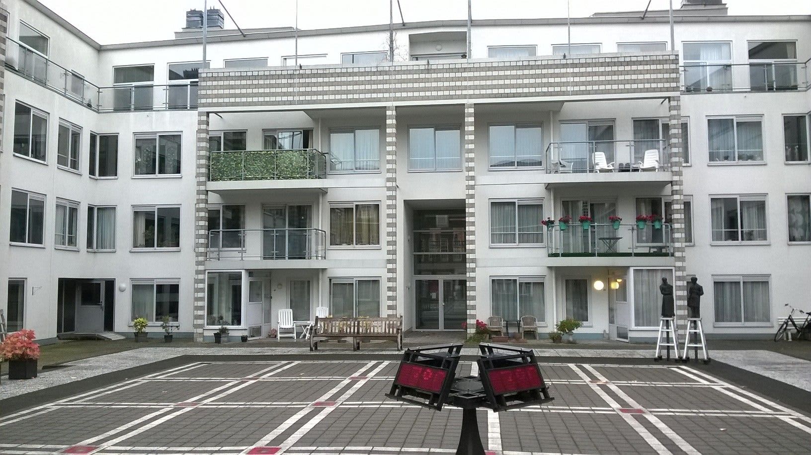 Rodeweeshuisstraat 69 - Groningen