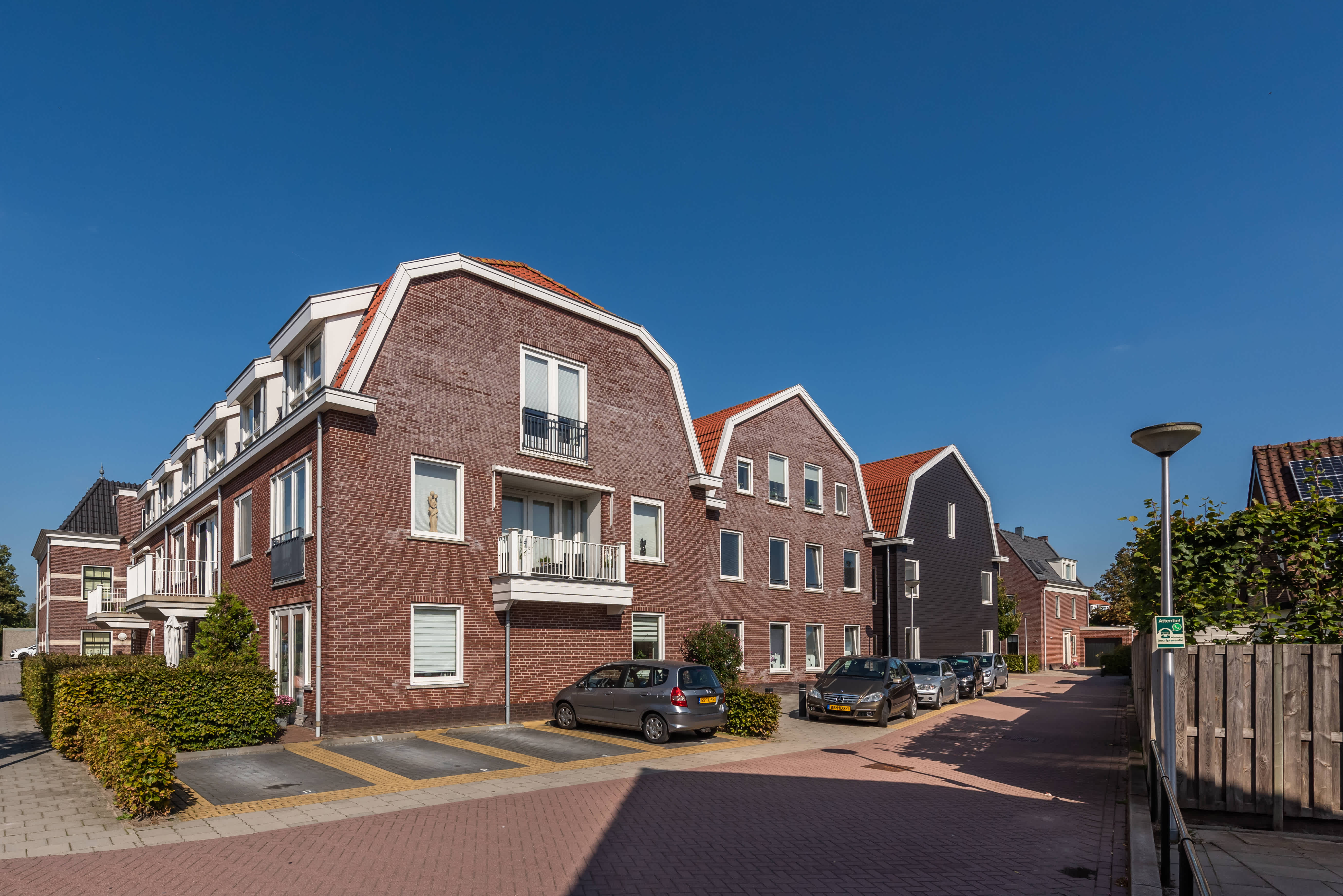 Burgemeester Boudet van Damstraat 2 - Oud-Alblas