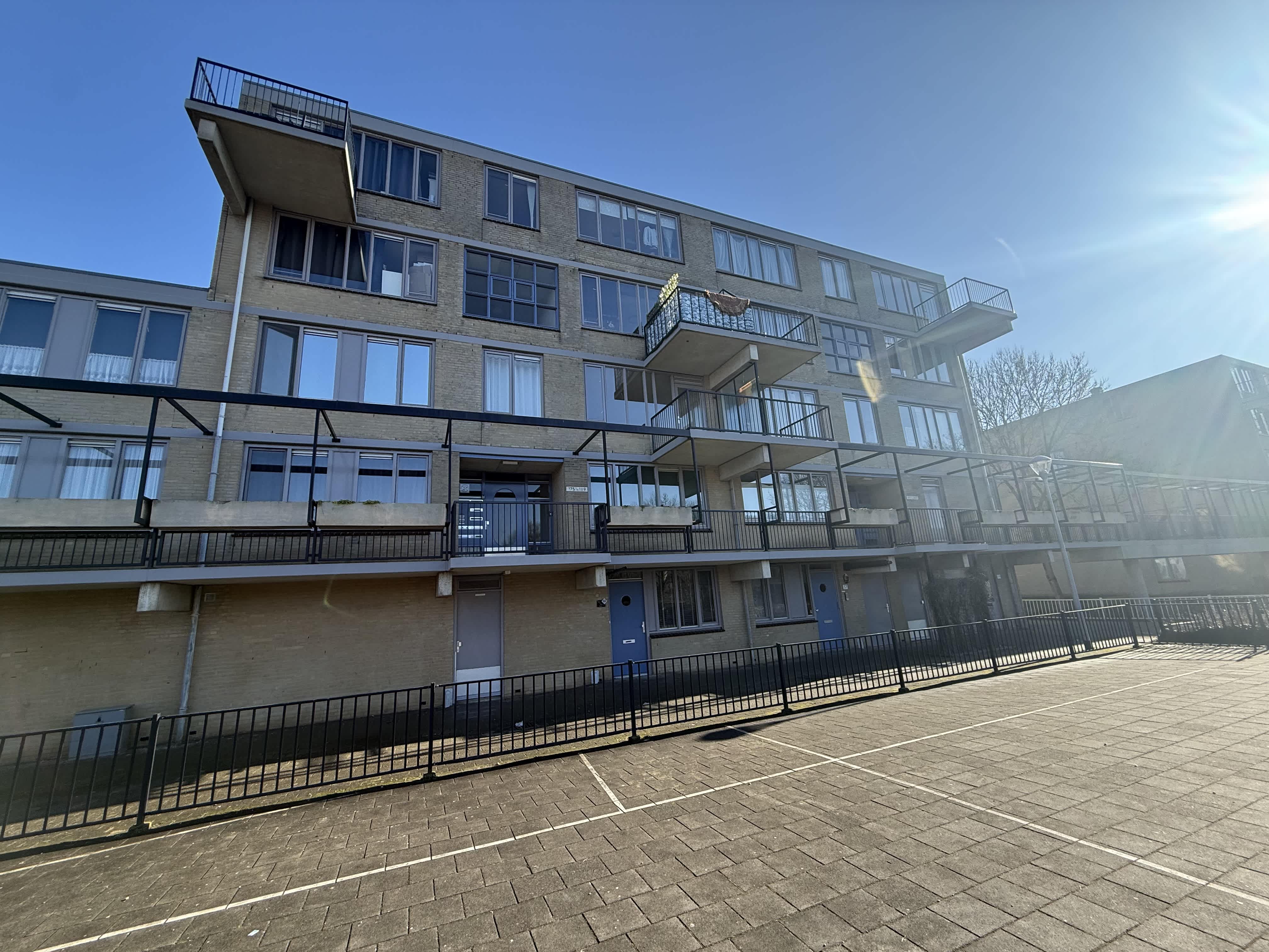 Liesbos 189 - Hoofddorp