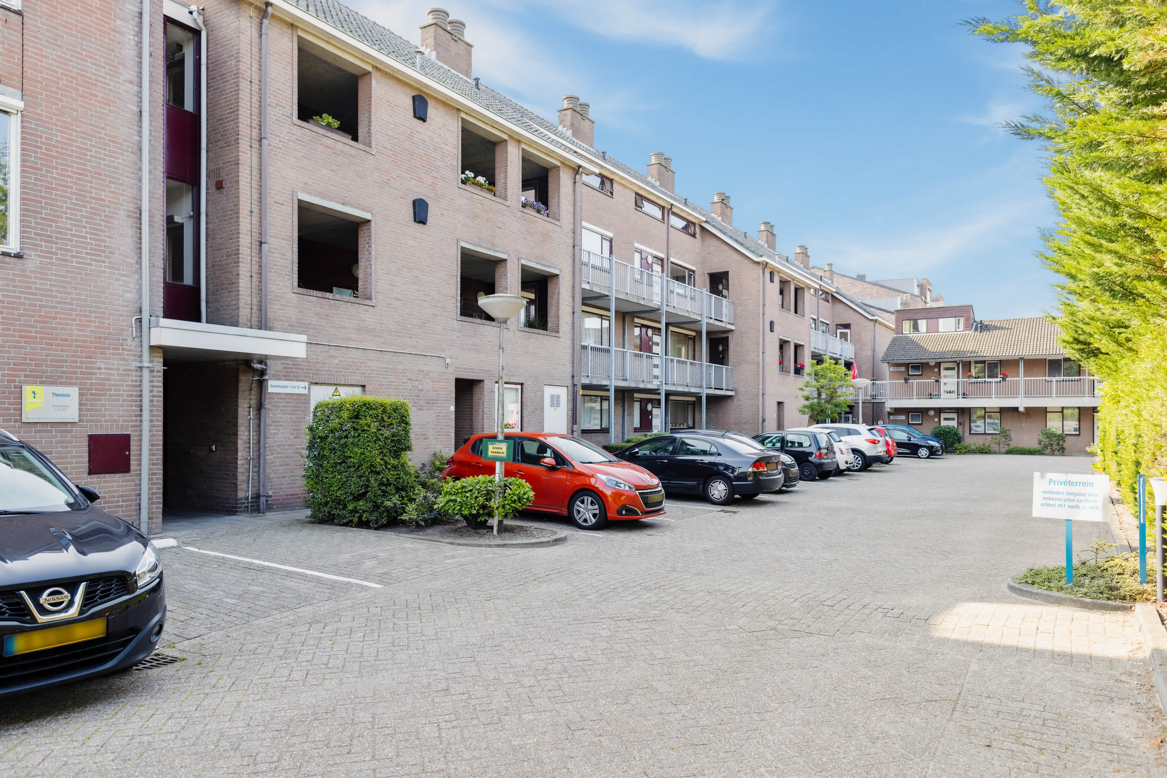 Gezellenplein 110 - Ouderkerk aan de Amstel