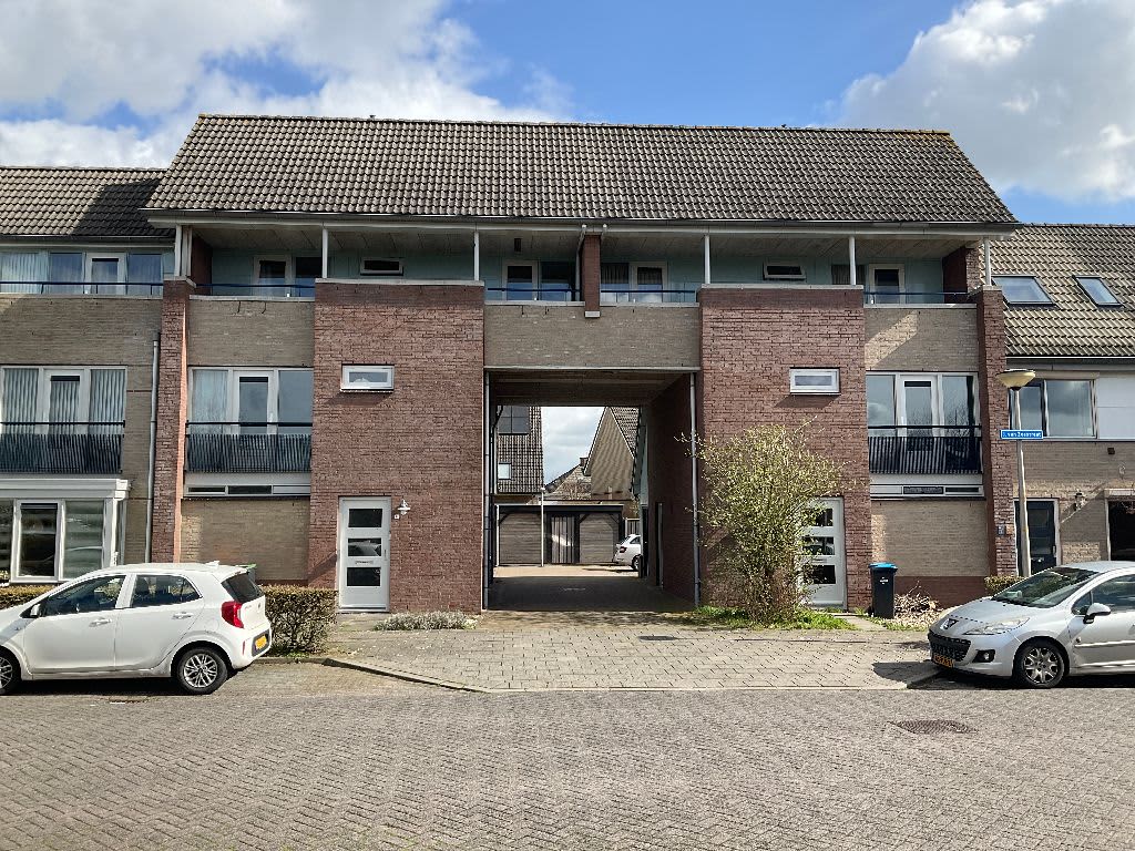 J. van Zeestraat 8 - Meteren