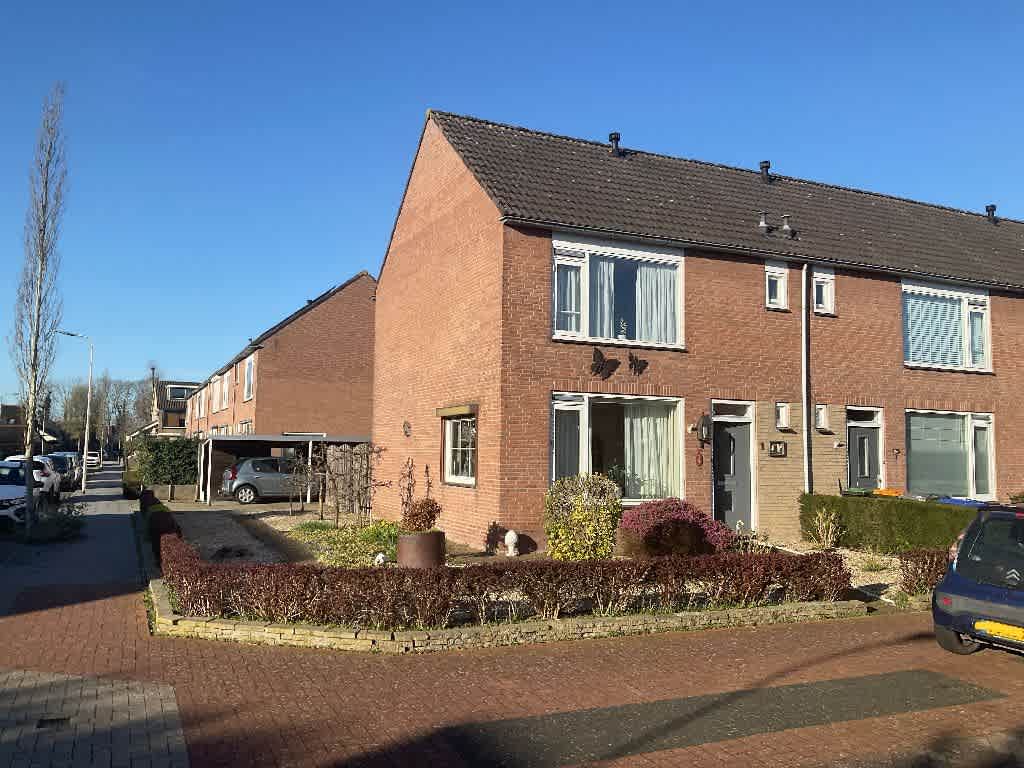 Hoekwoning aan Otto van Polanenstraat 1, 4147EP Asperen