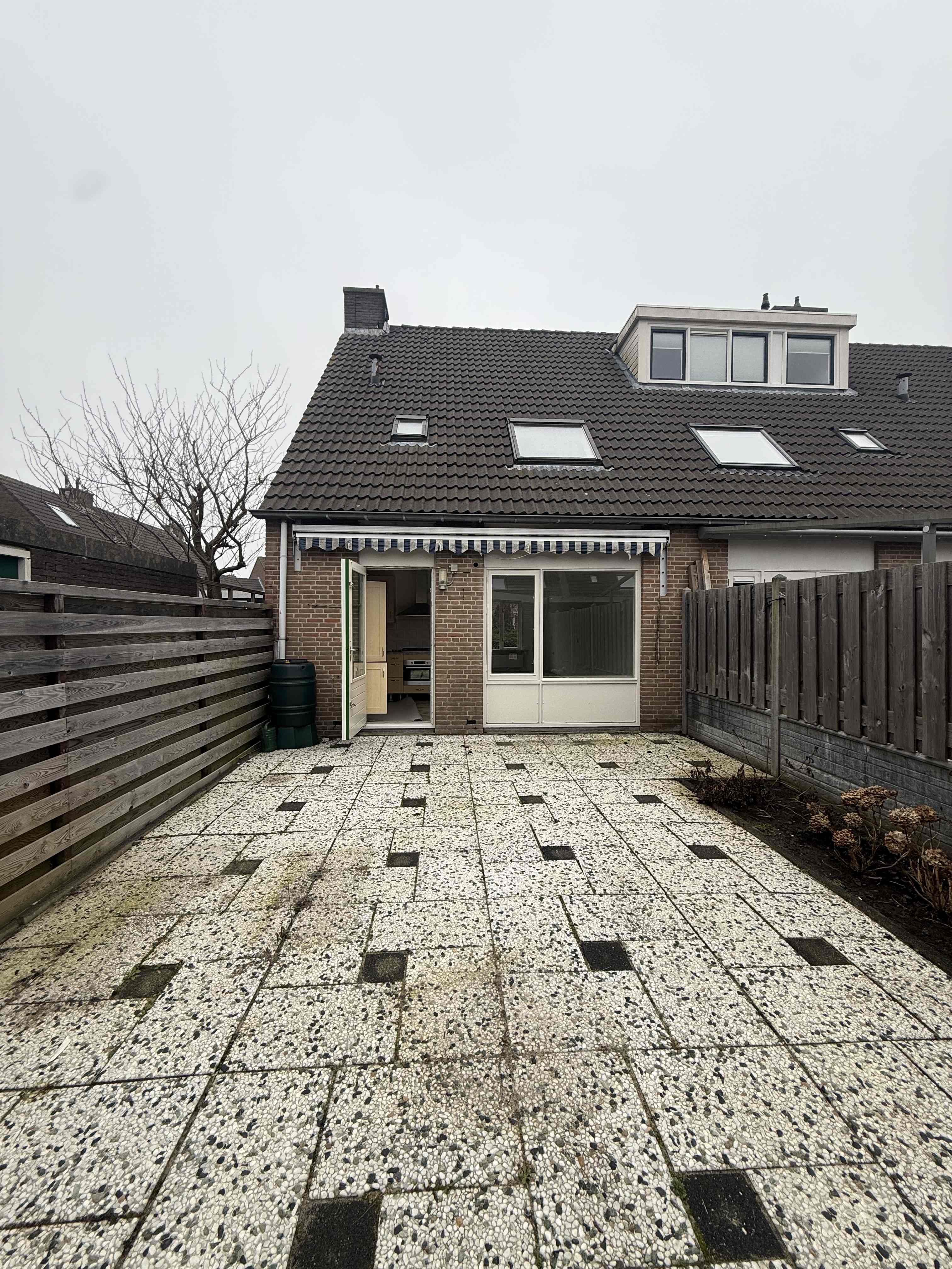 Ommerbos 71 - Hoofddorp