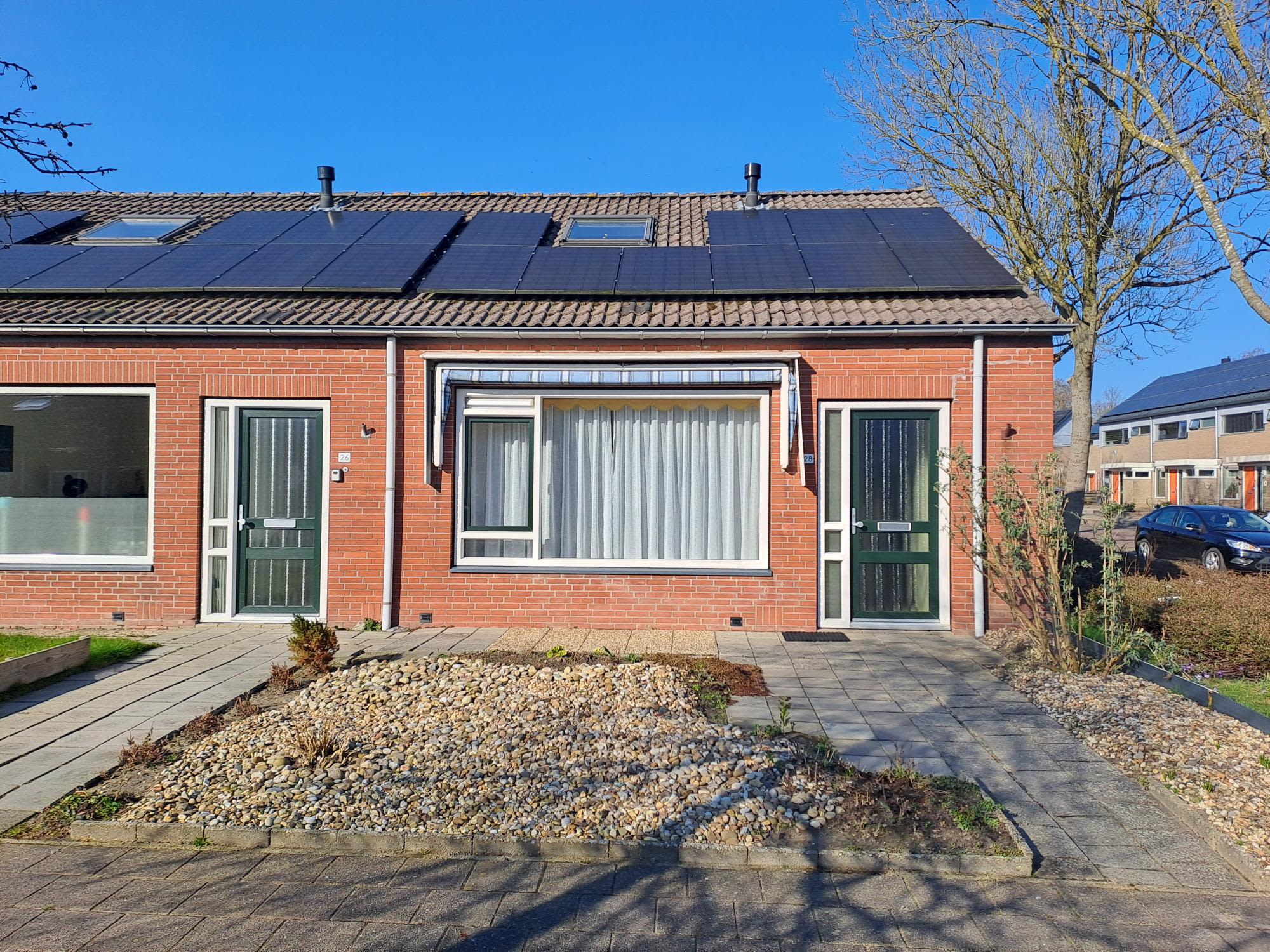 Hoekwoning aan Essenlaan 28, 9678RZ Westerlee