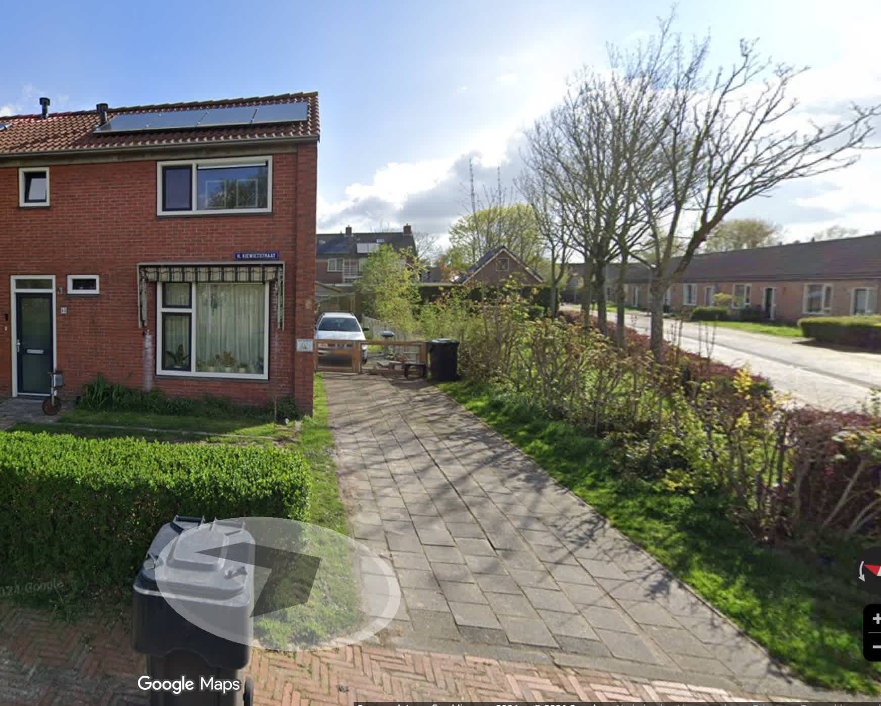 Twee-onder-een-kap aan H Kiewietstraat 35, 9988SL Usquert
