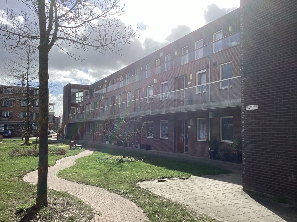 Het Spoor 19012 - Houten