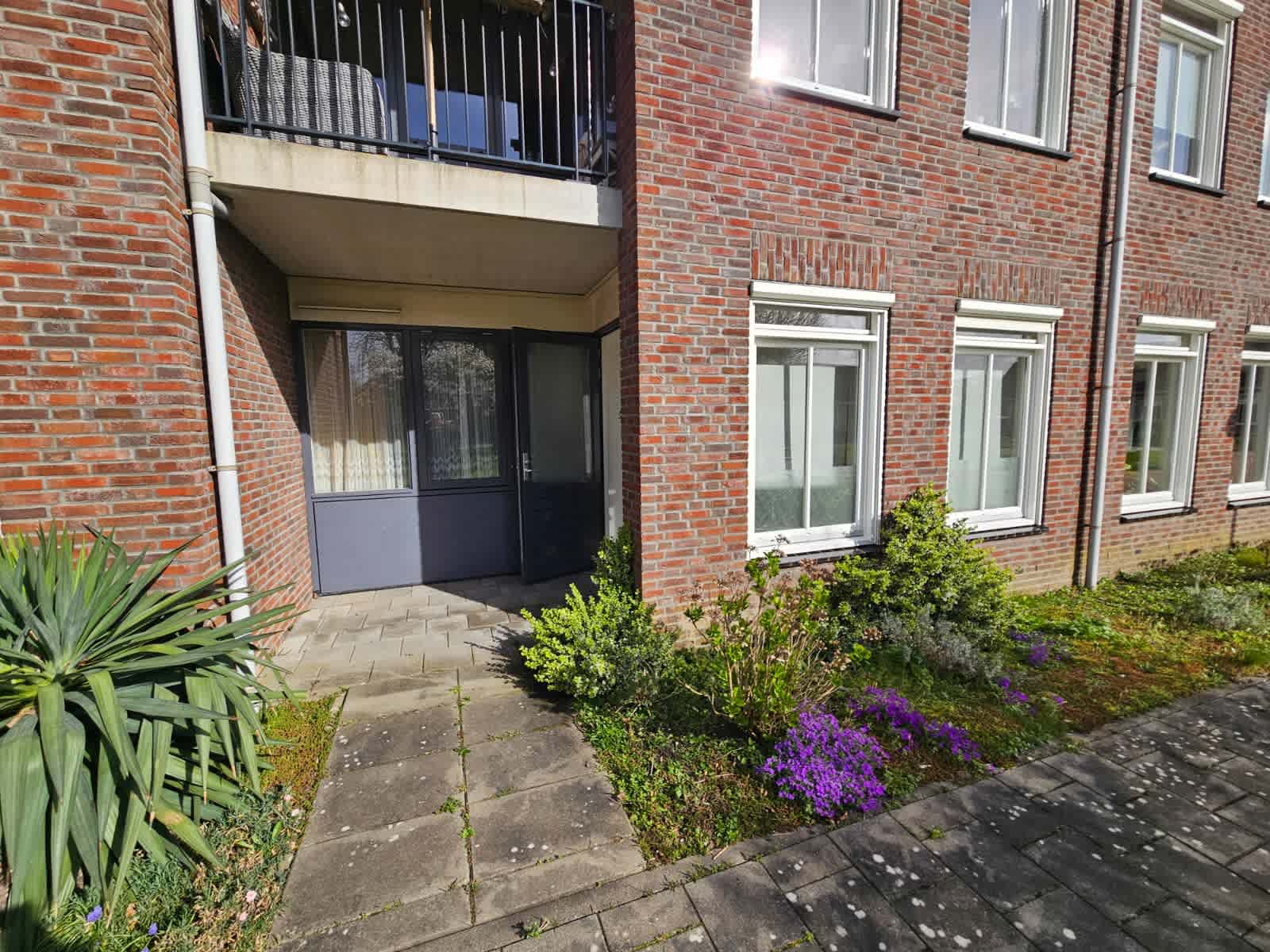 Zuster Wiekarthof 14 - Cothen