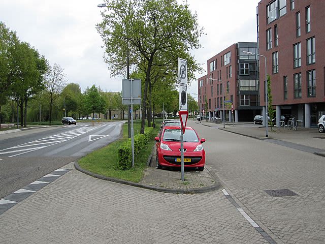 Huizermaatweg 186 - Huizen