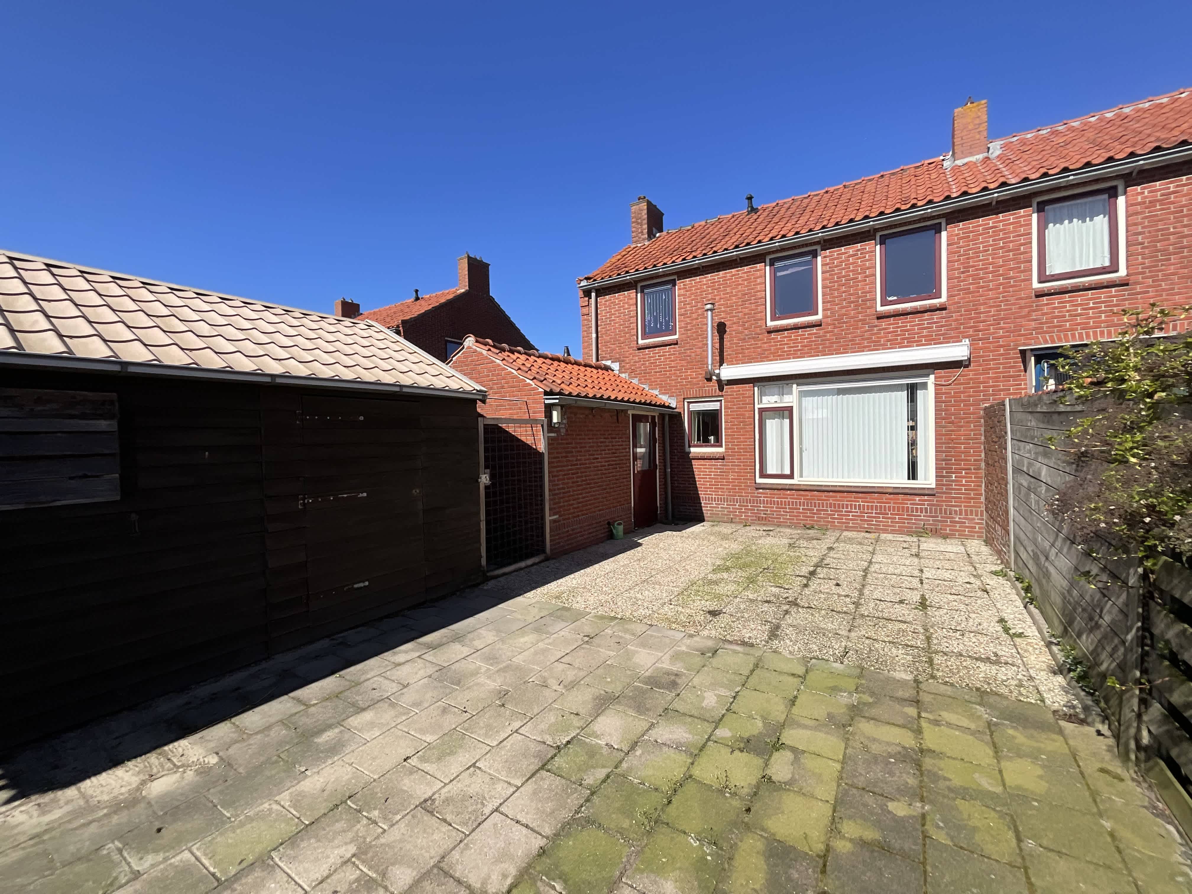 Koningin Julianastraat 20 - Uithuizermeeden