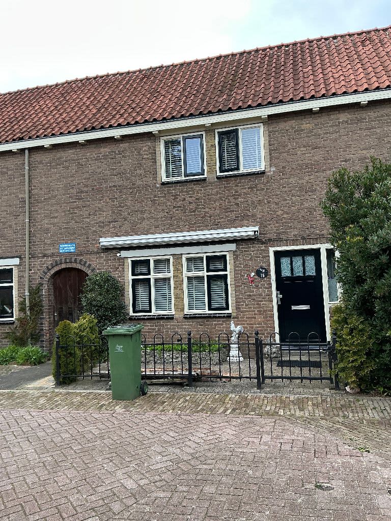 Badhuisplein 15 - Tiel