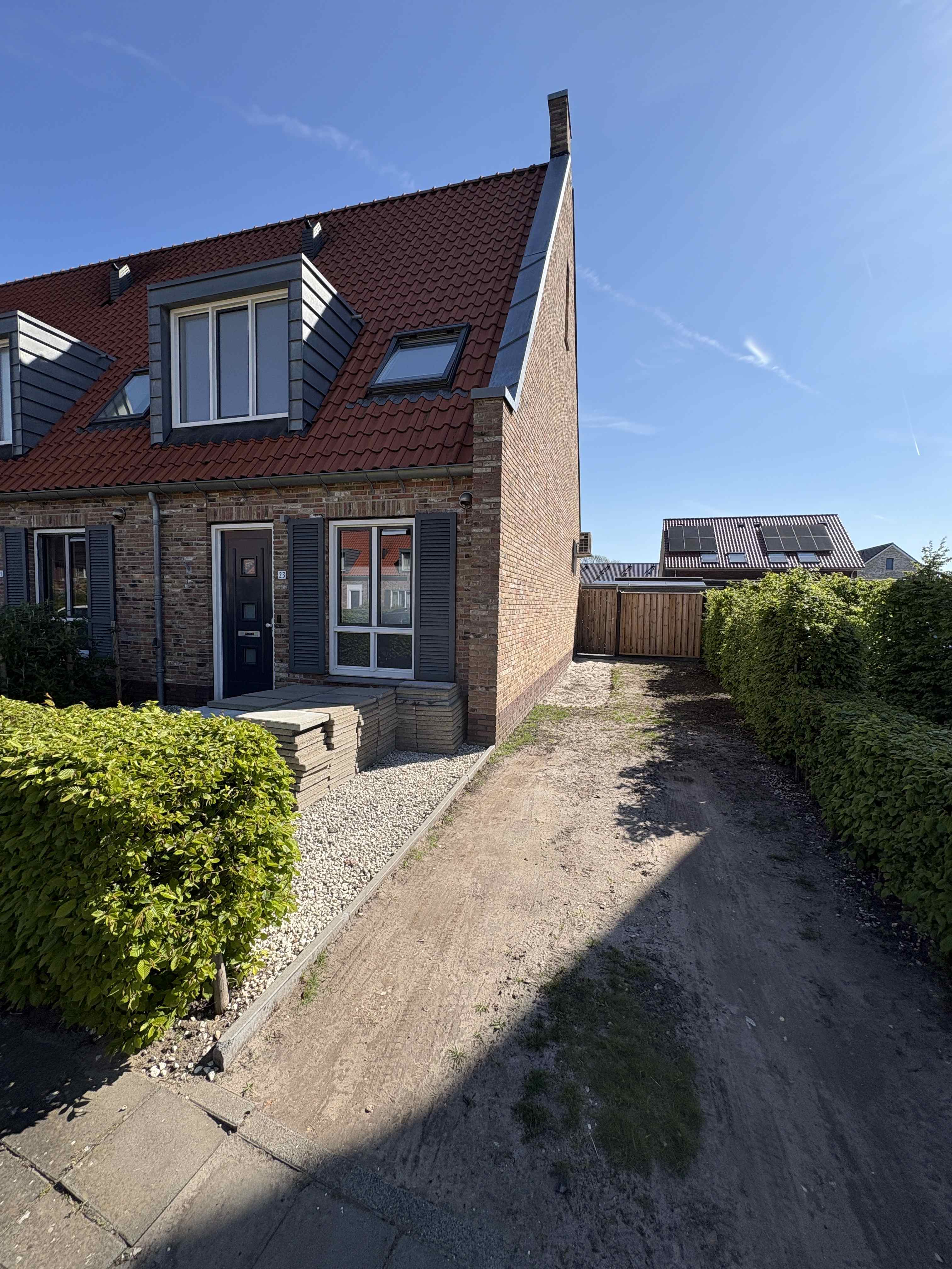Tarweveld 23 - Beneden-Leeuwen