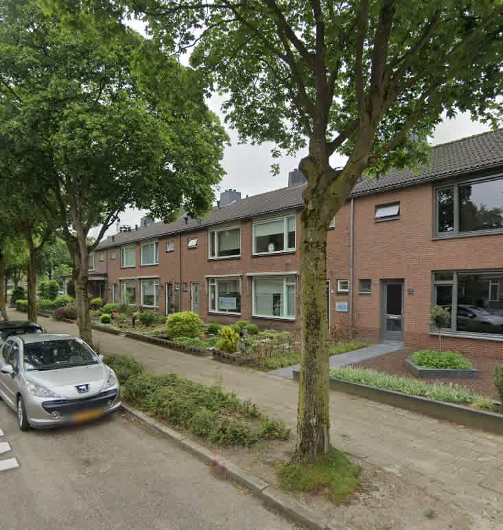Van der Duyn van Maasdamstraat 24 Lunteren