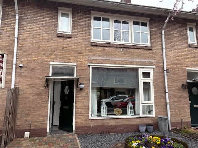 apartments for rent on Vennecoolstraat 6