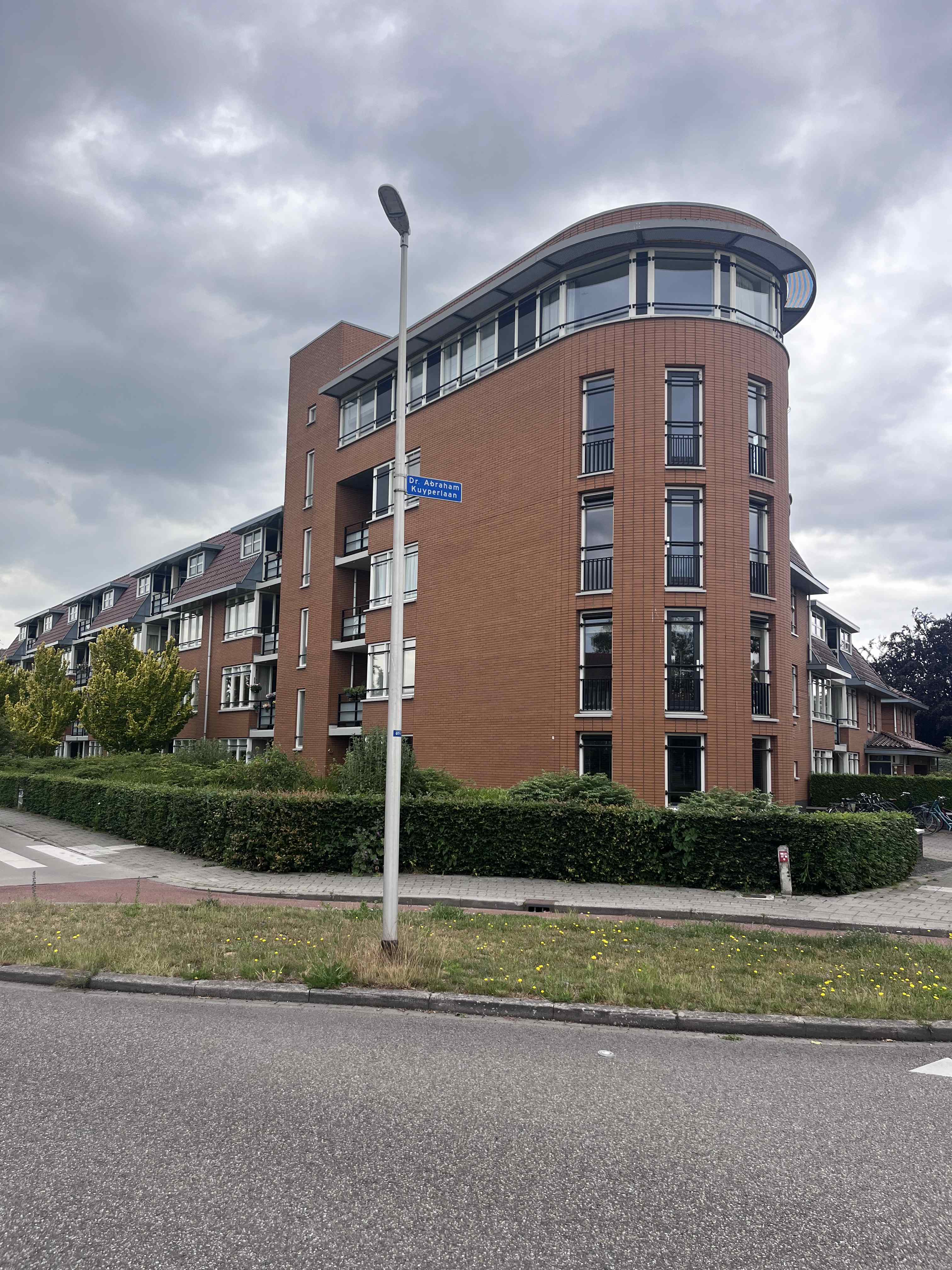 homes for rent on dr. Abraham Kuyperlaan 88