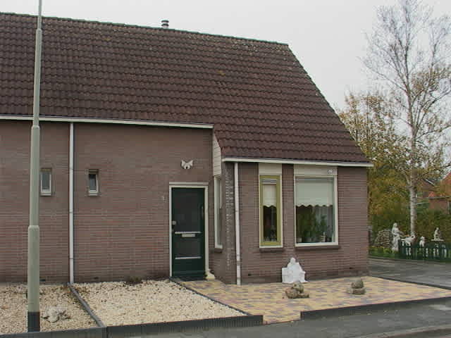 Burgemeester van Weringstraat 85, Pekela