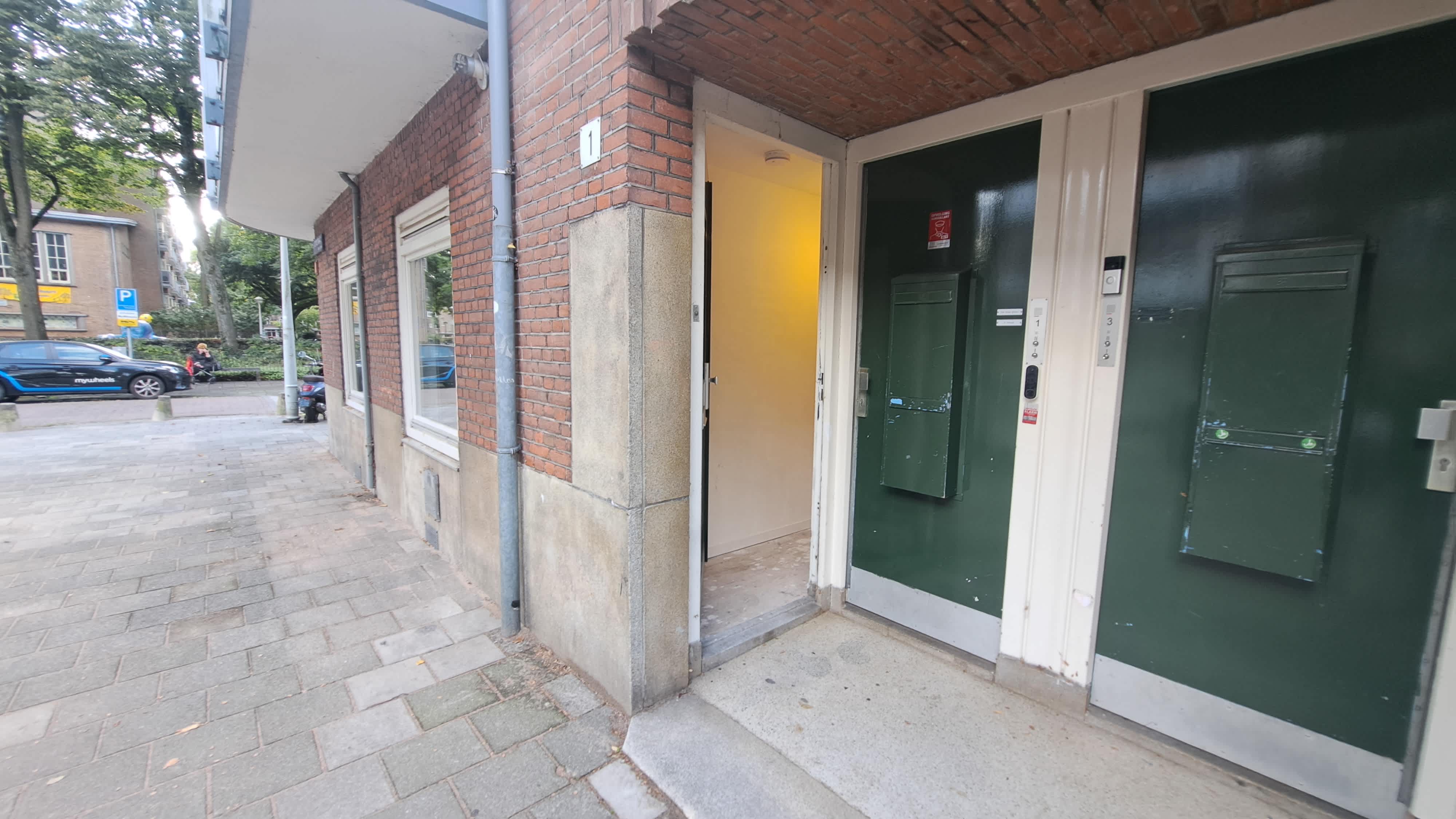 Benedenwoning in Amsterdam