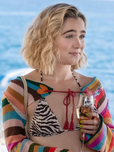 Portia in ‘The White Lotus’ is a ‘weird girl’ style icon