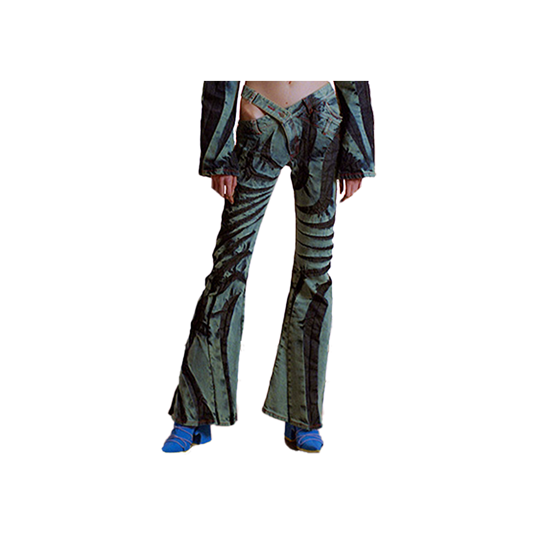 Dirty Denim Bias Cut Jeans