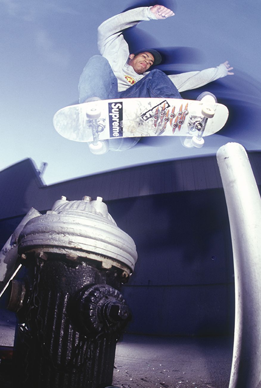 Escapism, community and belonging: Photos depict the birth of NYC skate  scene - Woo