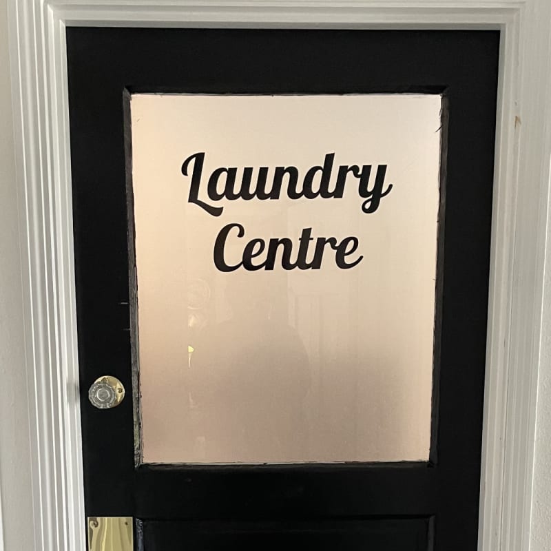 Vinyl Letters for Glass