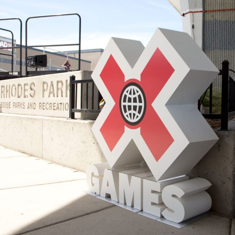 sporting-event-letters-custom-display-woodland-manufacturing