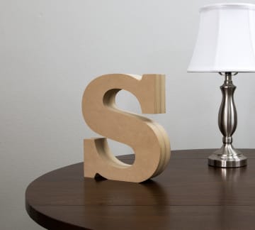 Iconic Hollywood-style Wooden Letters Personalized Stand-up 