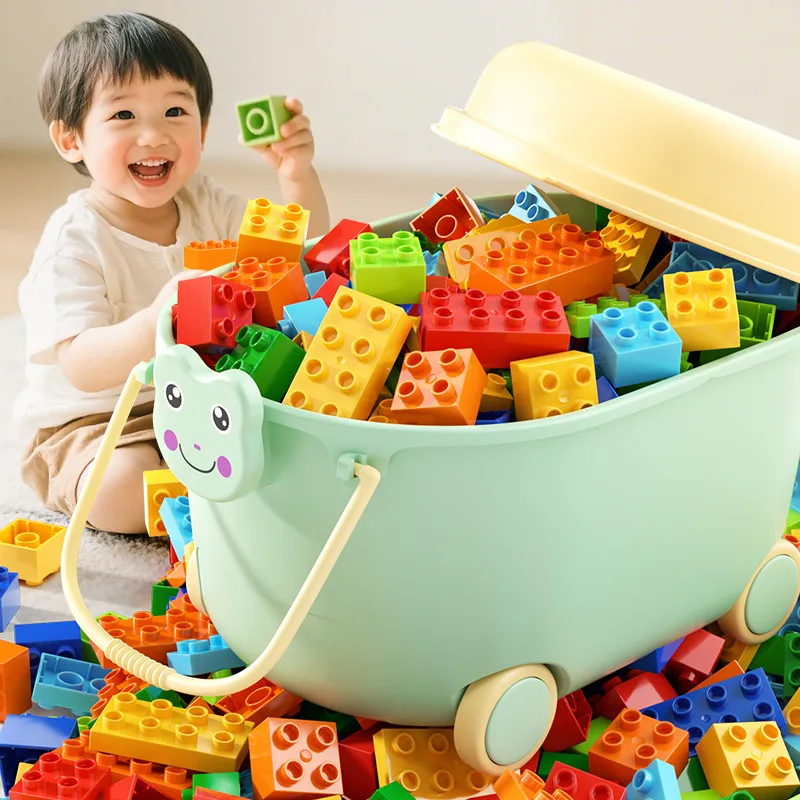 Children's building block toys for boys assembled with large particles in bulk for 3 to 6 years old puzzles for intellectual development and brain-based puzzles for girls
