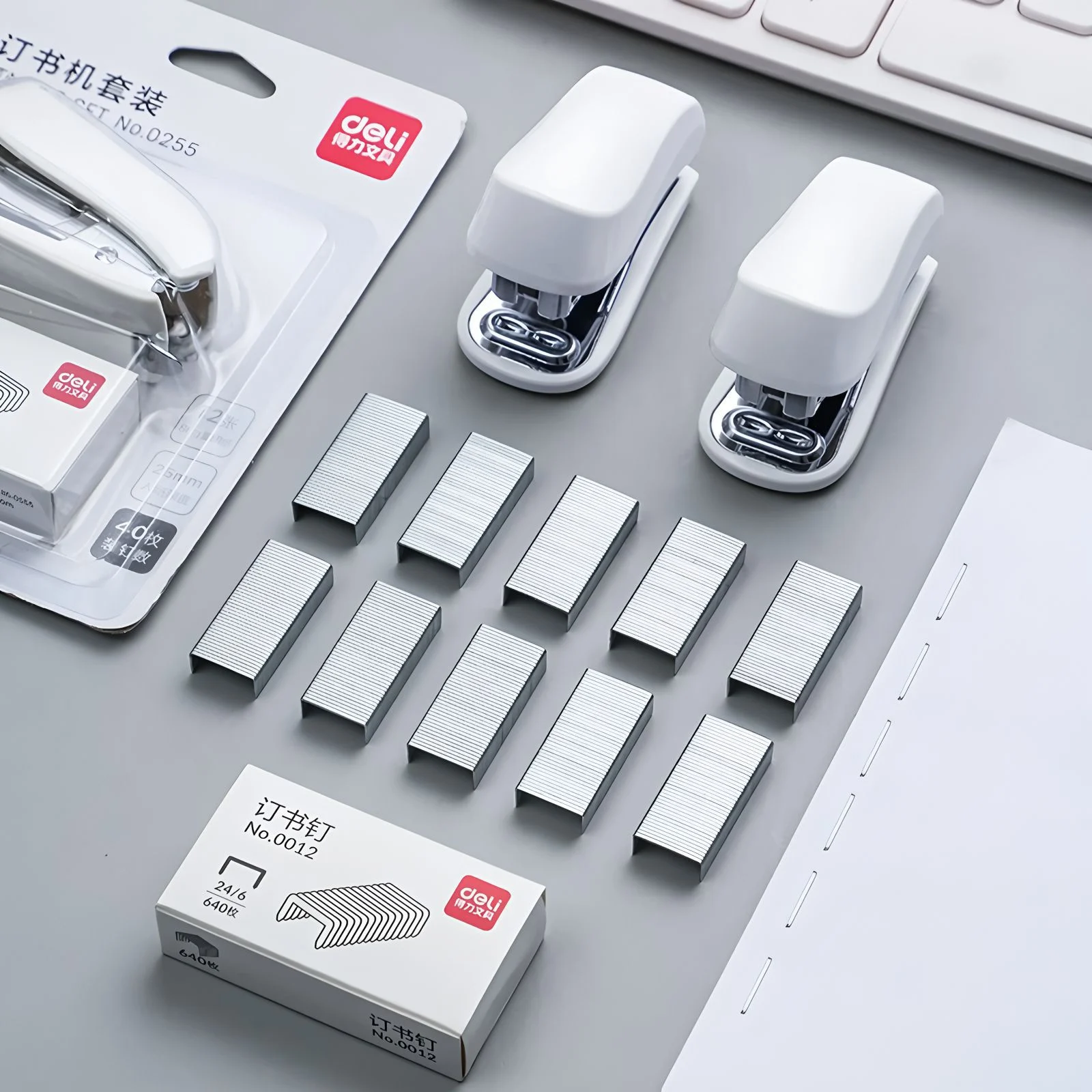 Stapler set 0255 mini Macron color stapler student convenient small size suitable for students 2