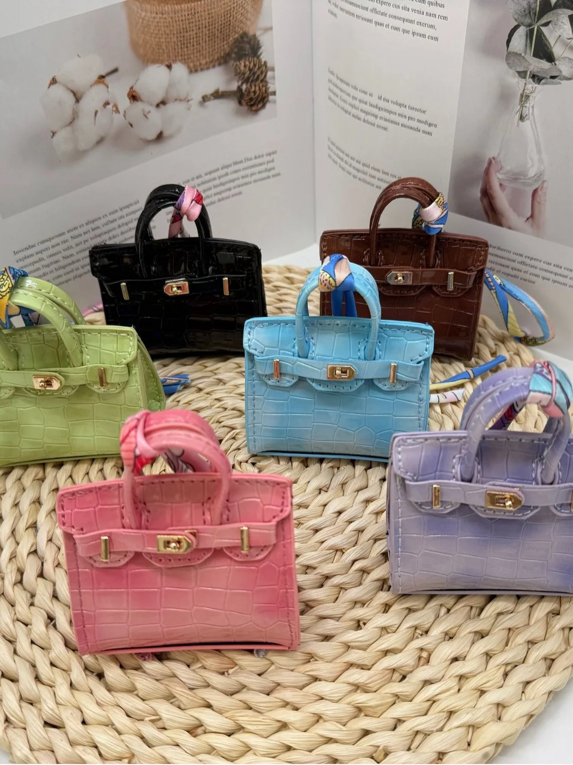 Crocodile pattern oil wax leather mini coin purse, lightweight and versatile, exquisite small coin purse, trendy, multi-color and versatile children's bag