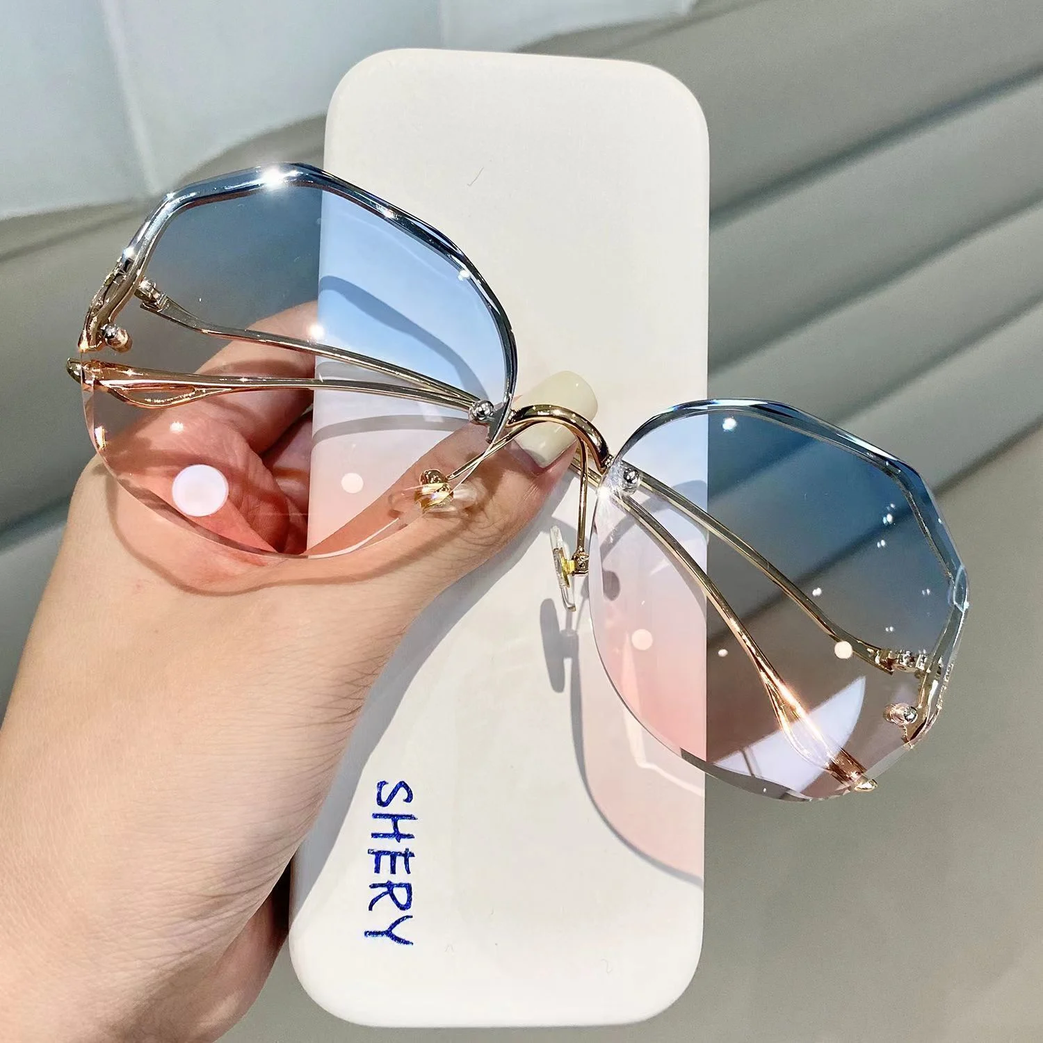 Day and night color-changing sunglasses for women, polarized anti-UV, fishing, driving, fashionable sunglasses, trendy style