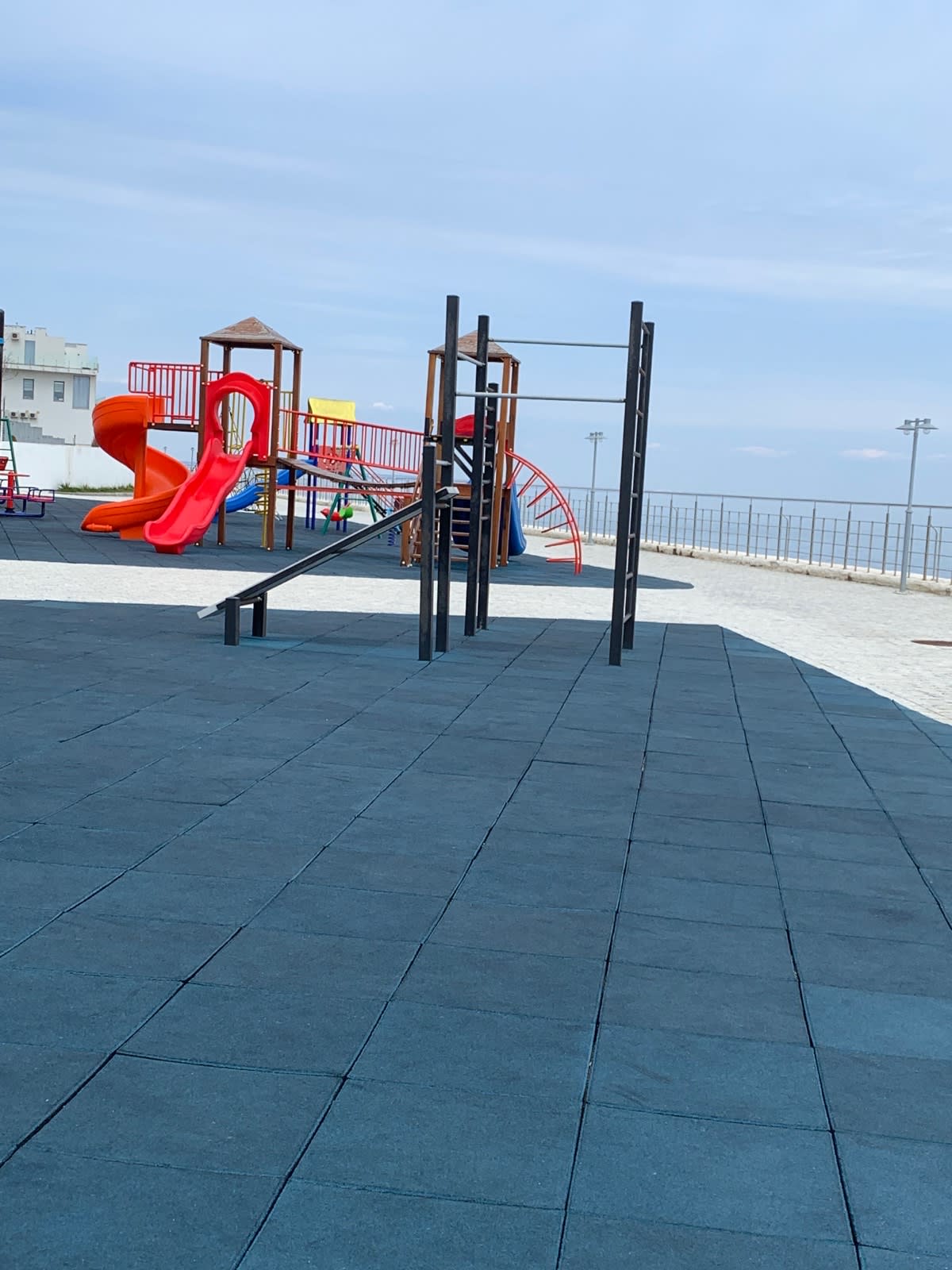 Площадка у моря - photo 1